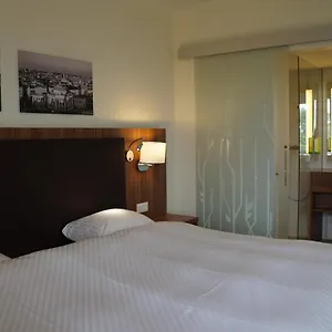 Carathotel Park Вена