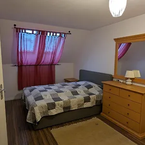 Apartment In Lobau